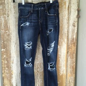 American Eagle Super Low Stretch Ripped Jegging